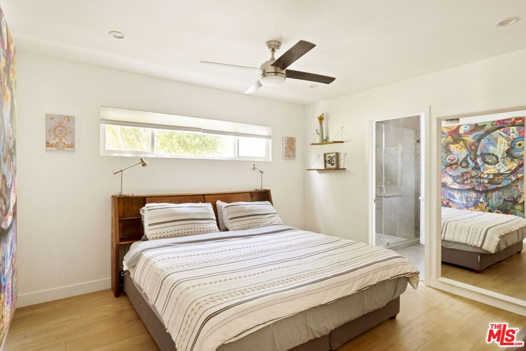 5063 Canoga Avenue Property Photo 14