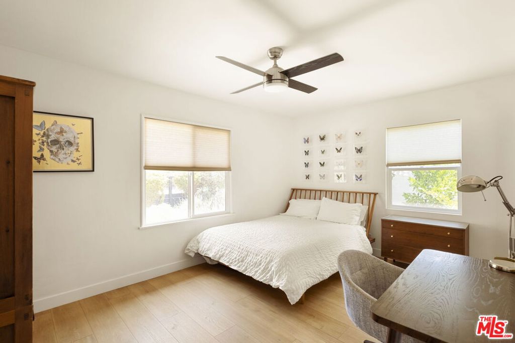 5063 Canoga Avenue Property Photo 17