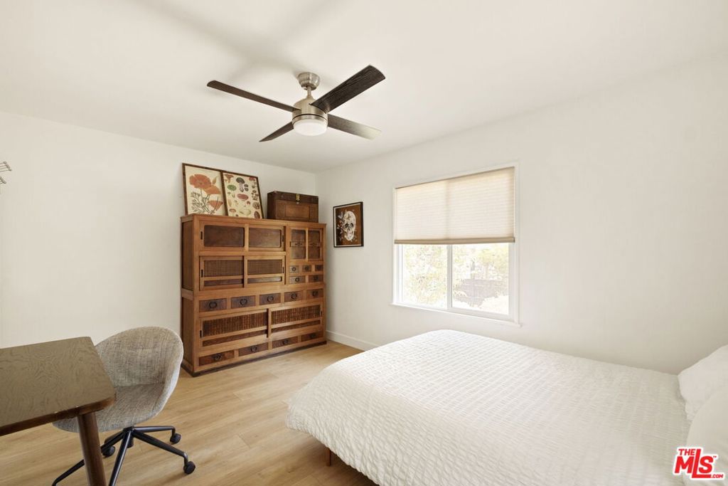 5063 Canoga Avenue Property Photo 18