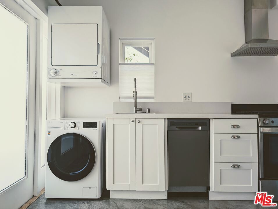 1731 Franklin Street 4 Property Photo 5