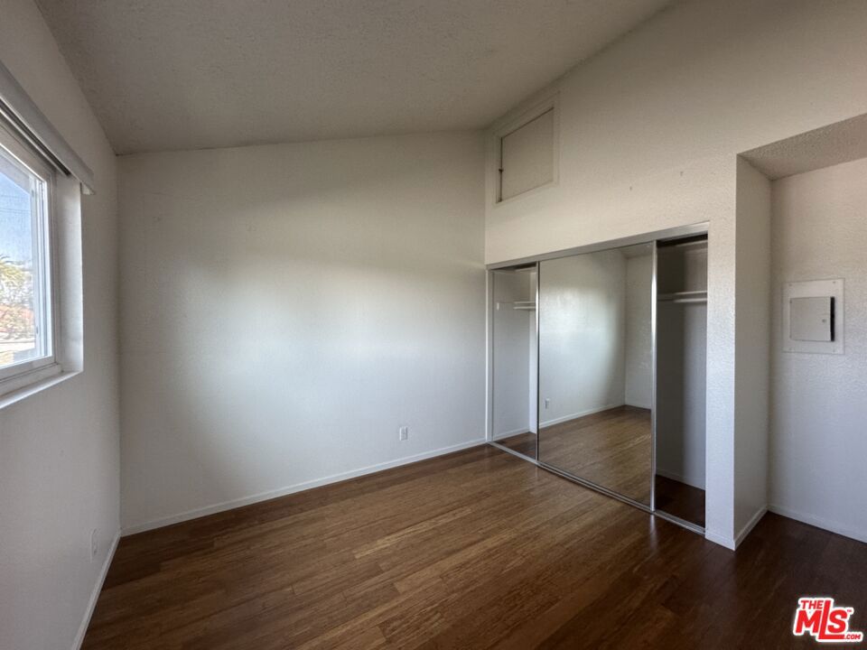1108 Termino Avenue Property Photo 9