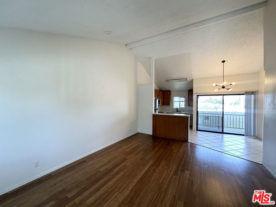 1108 Termino Avenue Property Photo 14