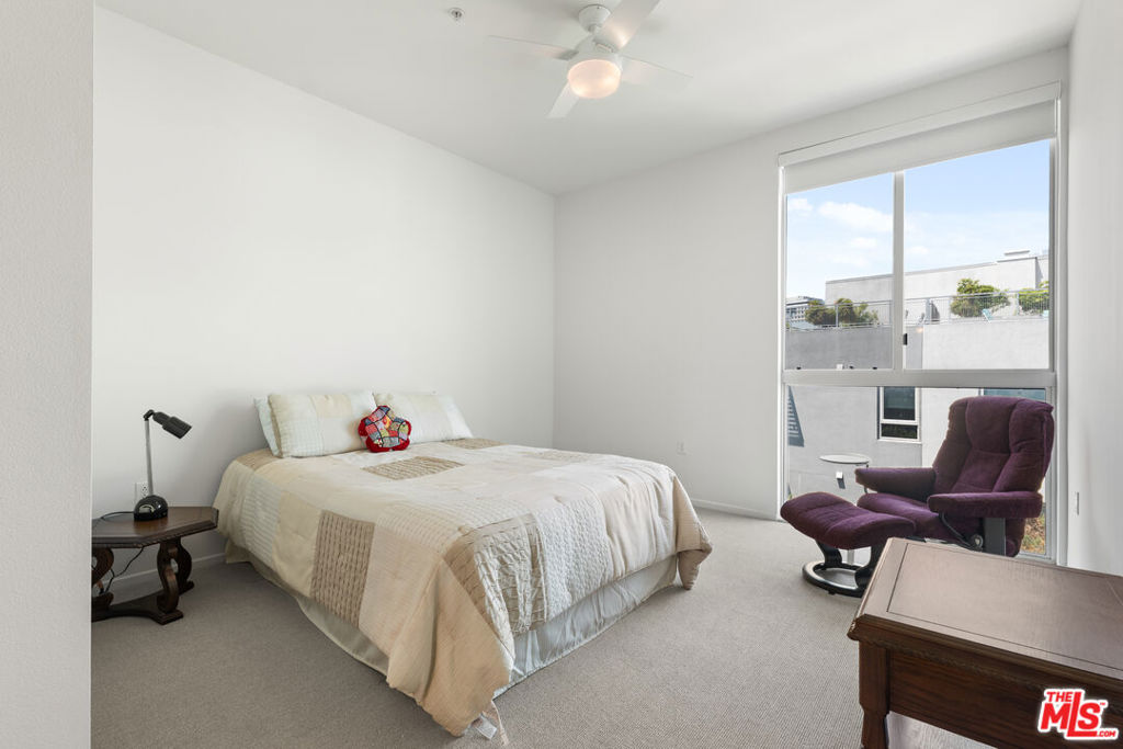 267 S San Pedro Street 616 Property Photo 17
