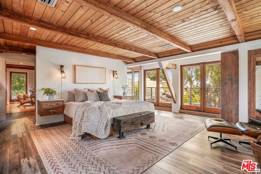 7336 Studio Road Property Photo 17