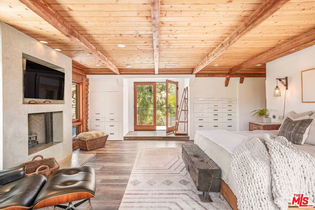 7336 Studio Road Property Photo 18