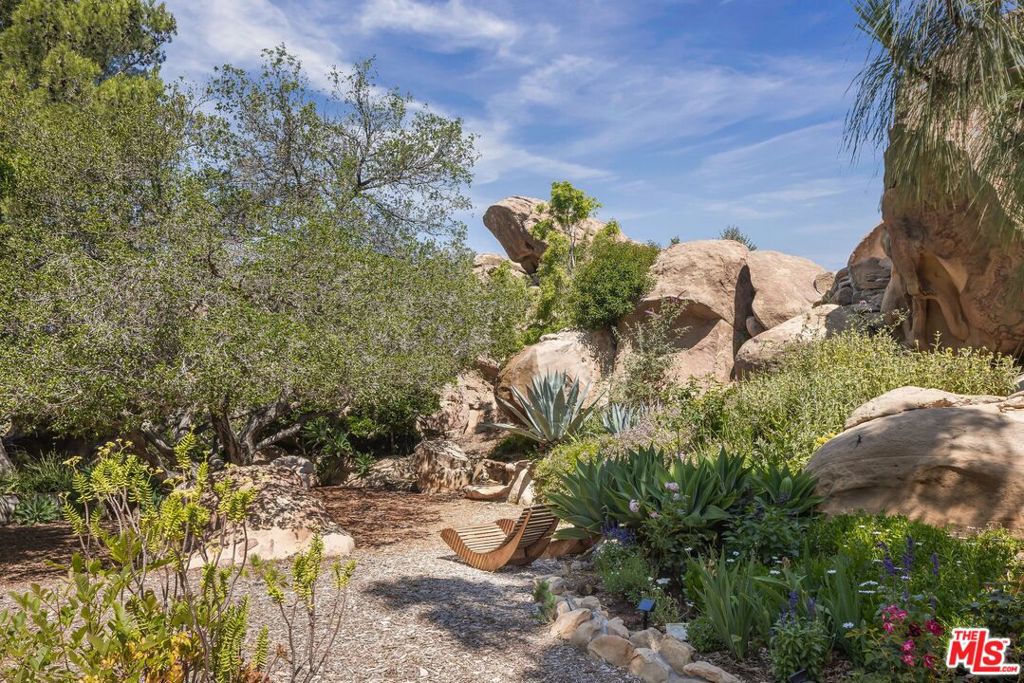7336 Studio Road Property Photo 34