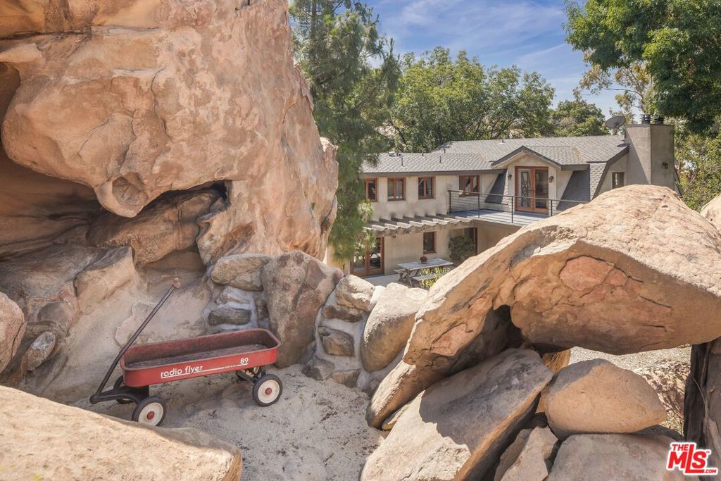 7336 Studio Road Property Photo 36