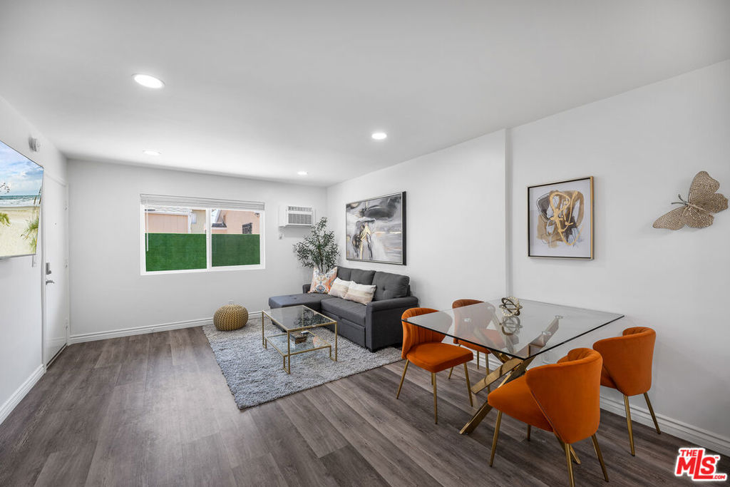 1623 Menlo Avenue Apt 3 Property Photo 1
