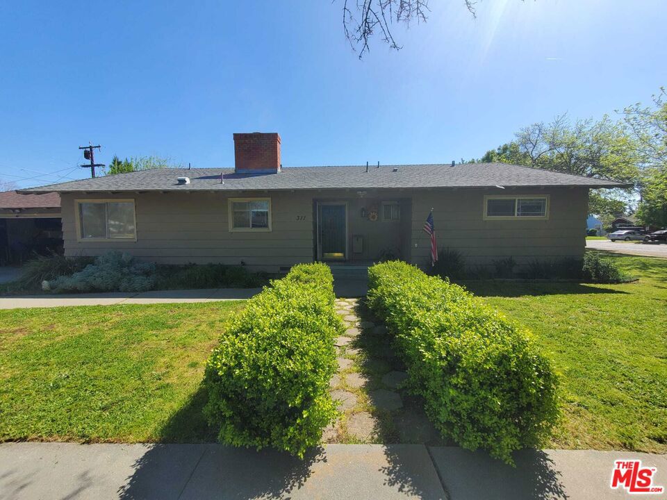 311 6th Street Property Photo 1