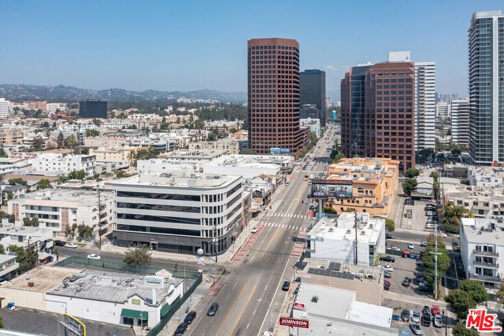 11859 Wilshire Boulevard 400 Property Photo 5