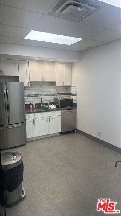 11859 Wilshire Boulevard 400 Property Photo 15