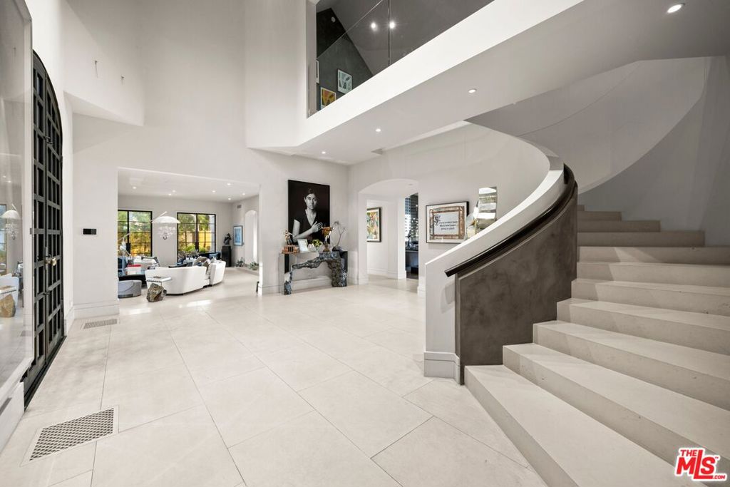 3396 Stone Ridge Lane Property Photo 4