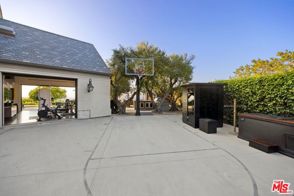 3396 Stone Ridge Lane Property Photo 20