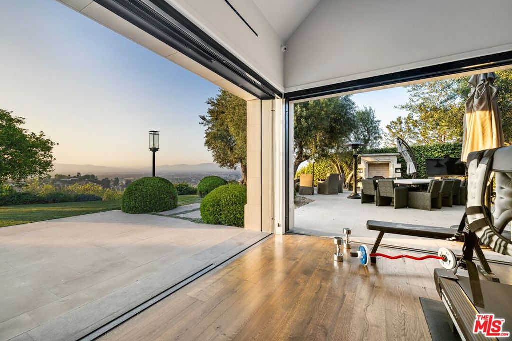 3396 Stone Ridge Lane Property Photo 21