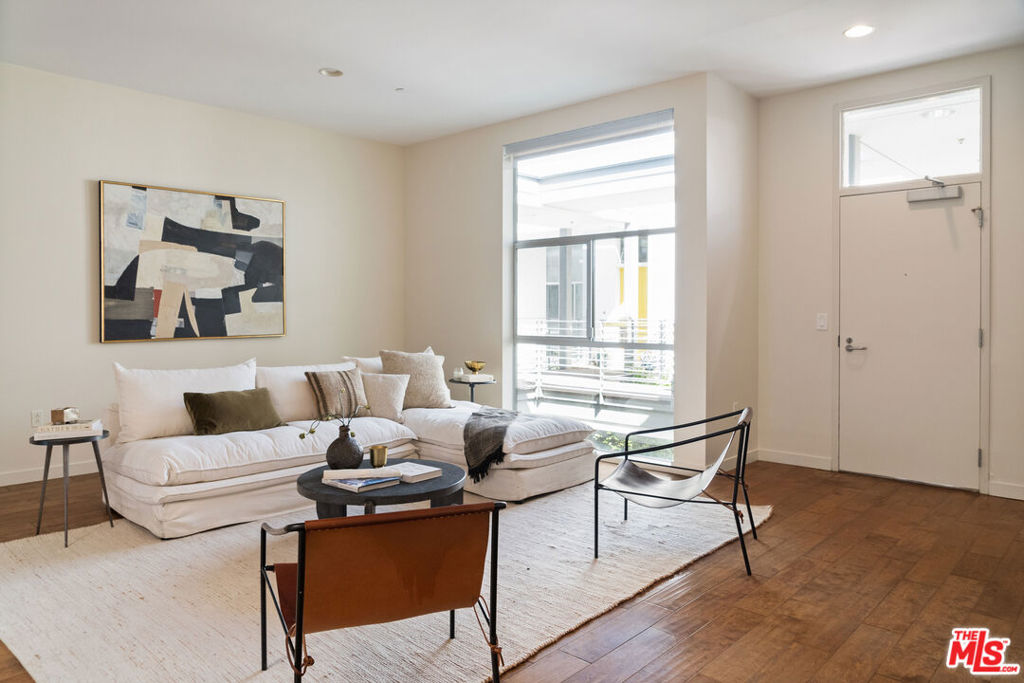 3119 Via Dolce 302 Property Photo 1