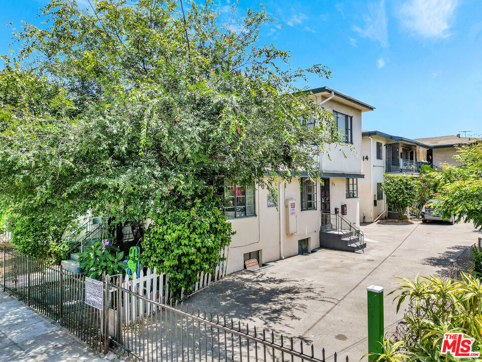 4412 Lockwood Avenue Property Photo 1