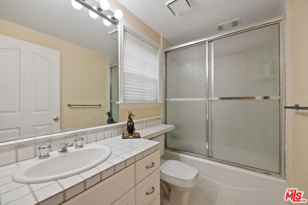 2431 Benedict Canyon Drive Property Photo 46