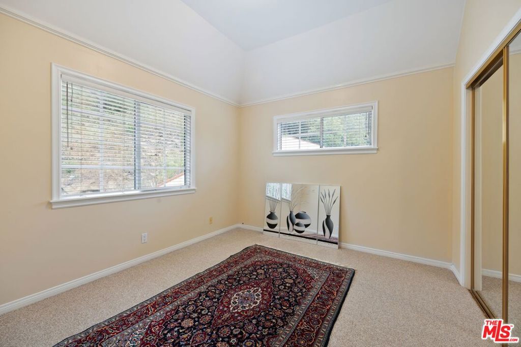 2431 Benedict Canyon Drive Property Photo 47