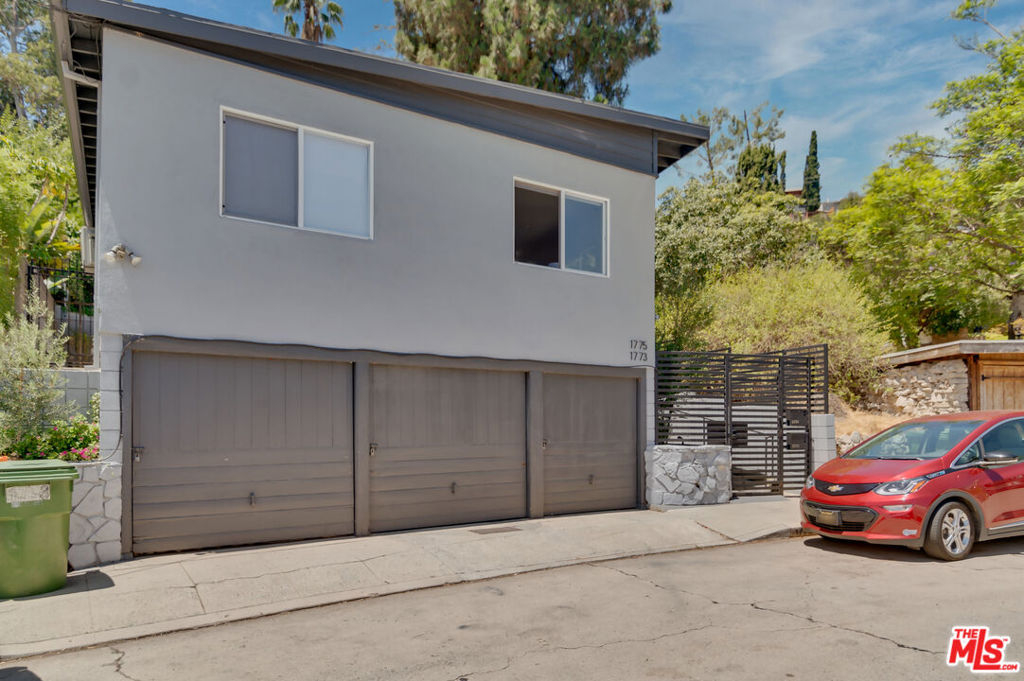 1775 College View Place Property Photo 1