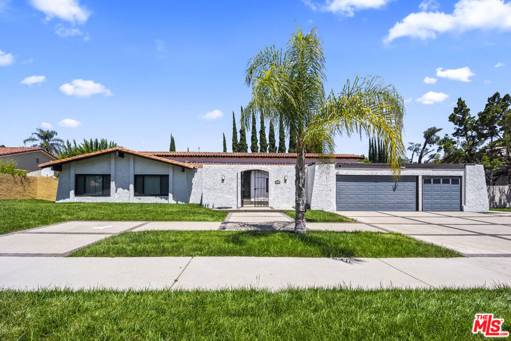 9724 Bothwell Road Property Photo 1