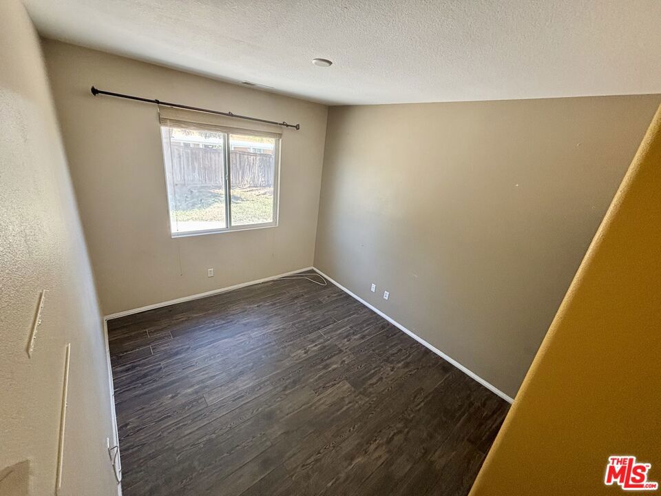 11670 Villa Street Property Photo 9