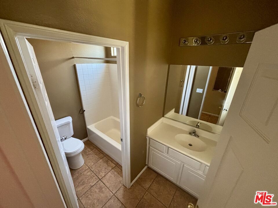 11670 Villa Street Property Photo 10