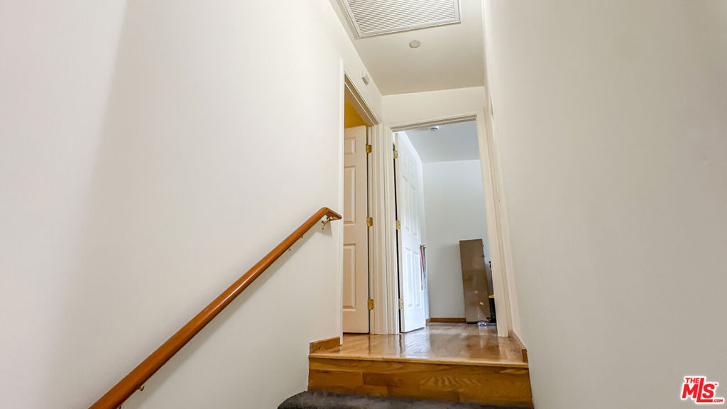 6820 Whitley Terrace Property Photo 14