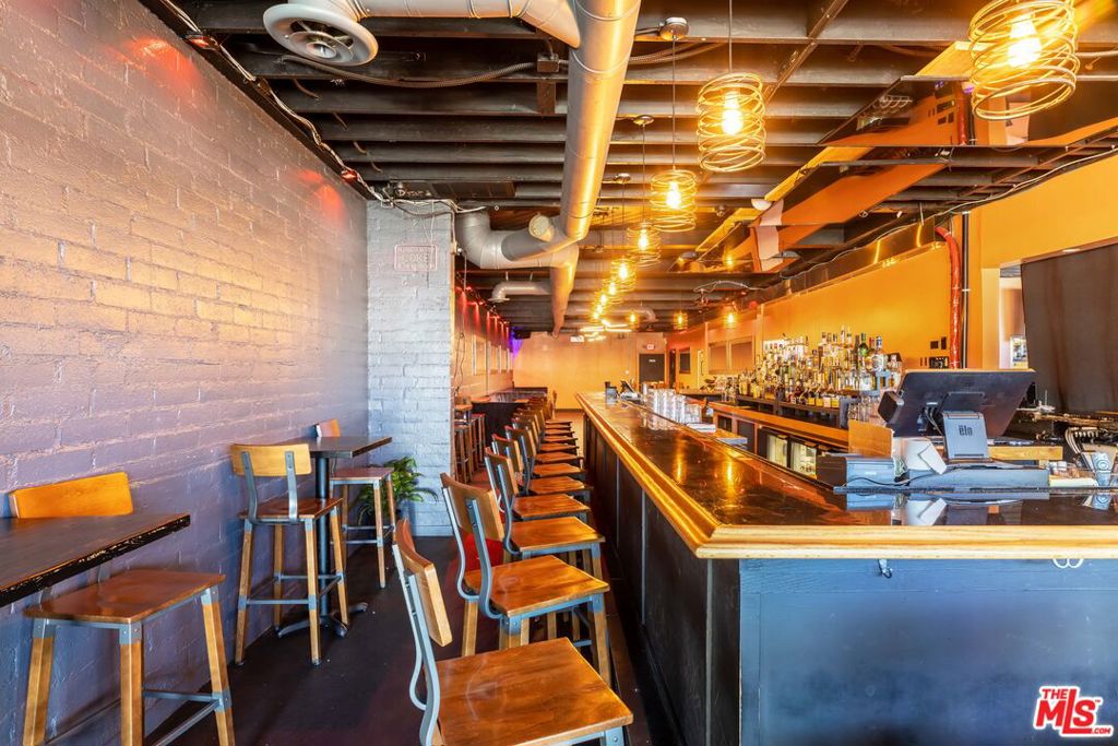 13484 W Washington Boulevard Property Photo 9