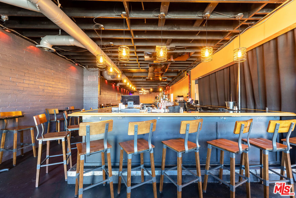 13484 W Washington Boulevard Property Photo 14