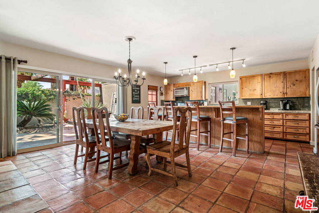 74550 Old Prospector Trail Property Photo 8