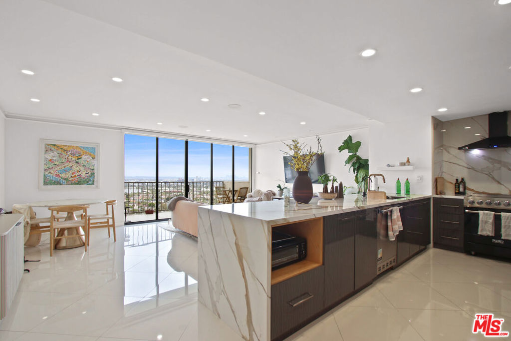2160 Century Parkway 1804 Property Photo 1