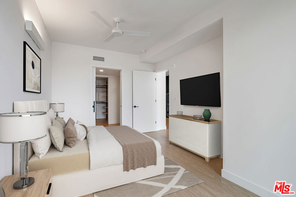 3688 Overland Avenue 722 Property Photo 6