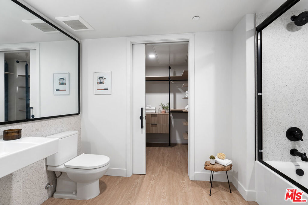 3688 Overland Avenue 722 Property Photo 7