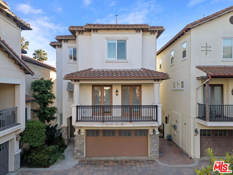 5743 Dawn Property Photo