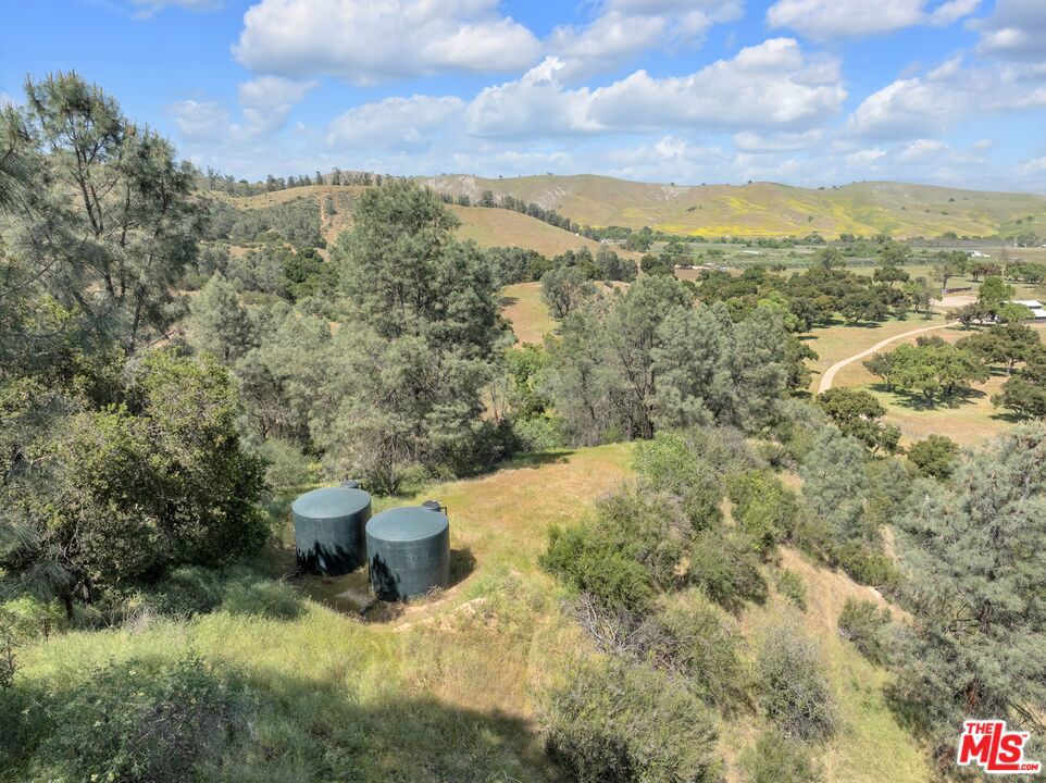 770 Limekiln Road Property Photo 14