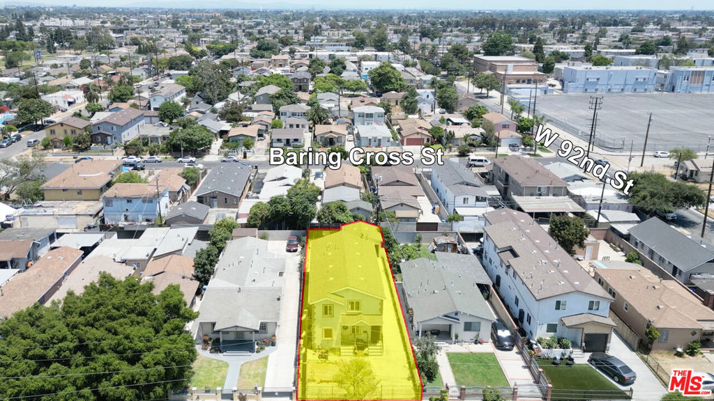 9128 Menlo Avenue - Property Photo 3
