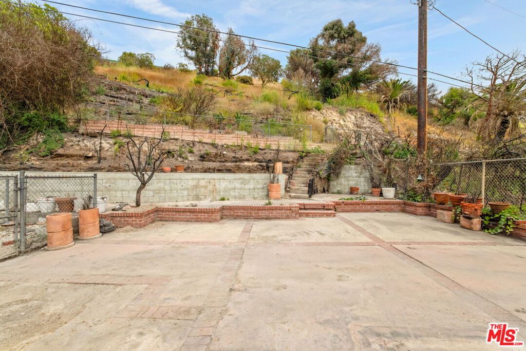 820 Jacon Way Property Photo 6
