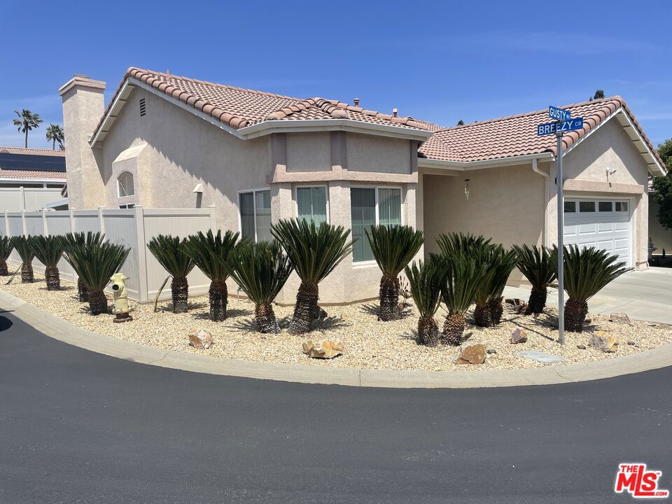 2683 Gusty Way Property Photo 4