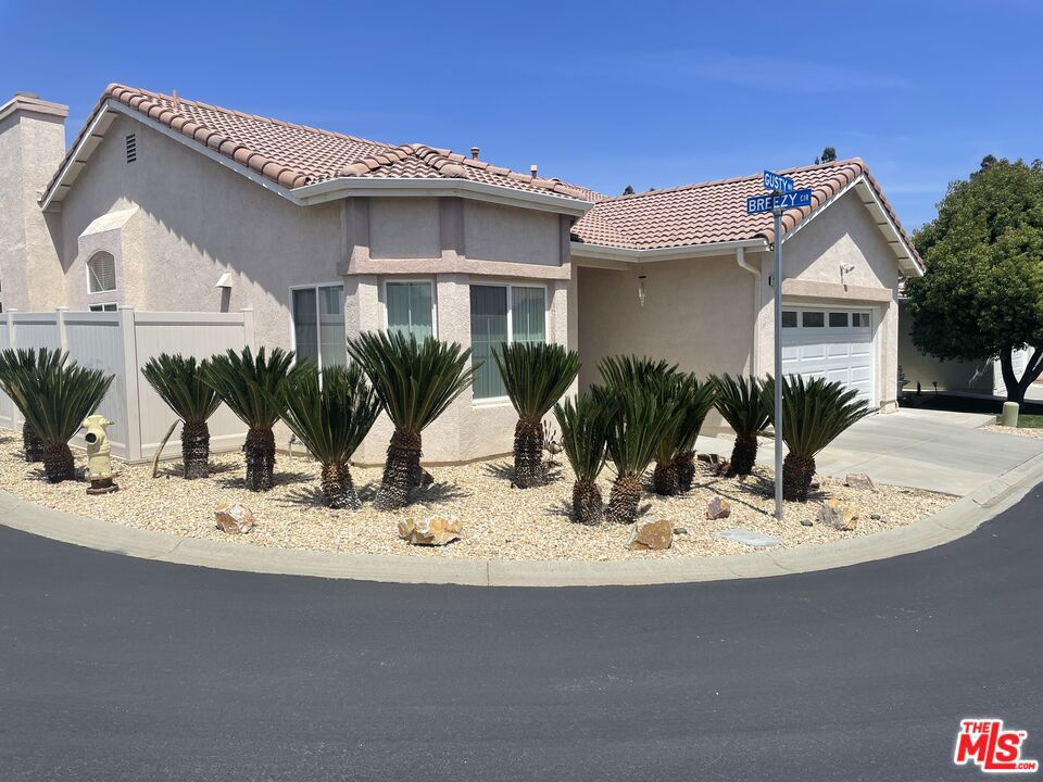 2683 Gusty Way Property Photo 5