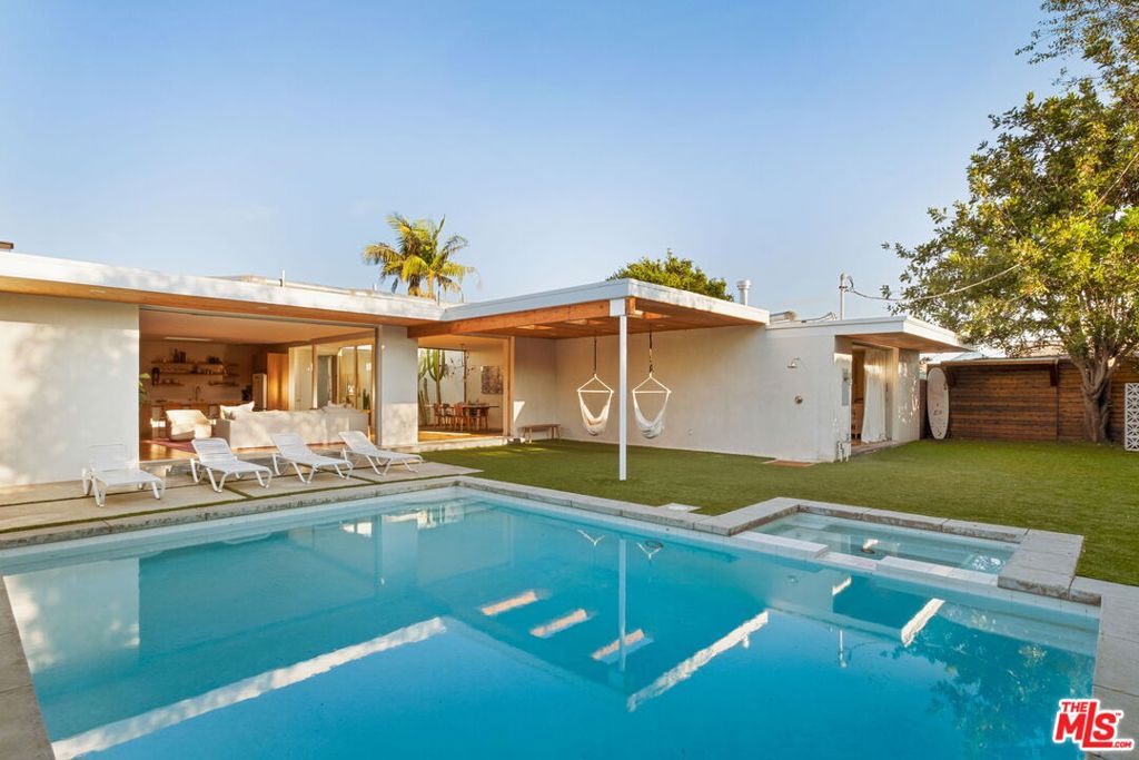 6641 Bedford Avenue Property Photo