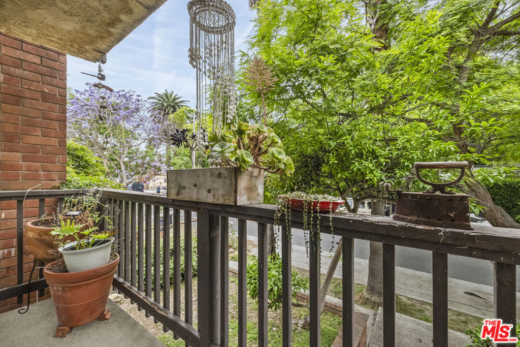 2412 Ocean Avenue 4 Property Photo 3