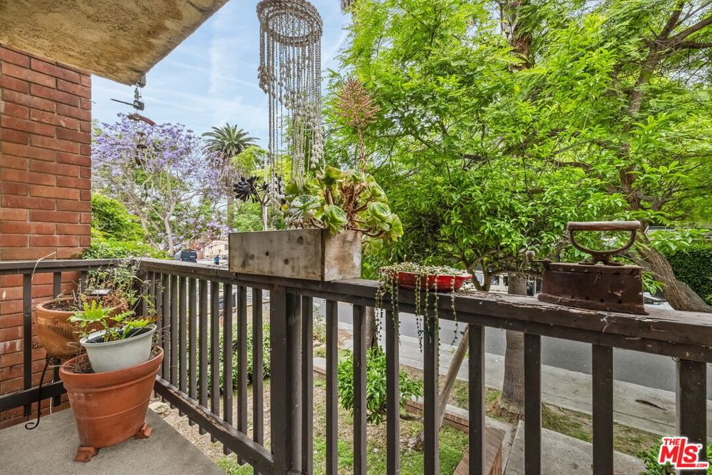 2412 Ocean Avenue 4 Property Photo 15