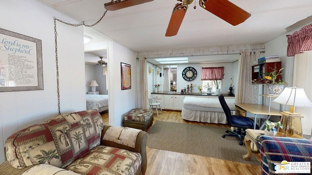 18555 Roberts Road 59 Property Photo 8