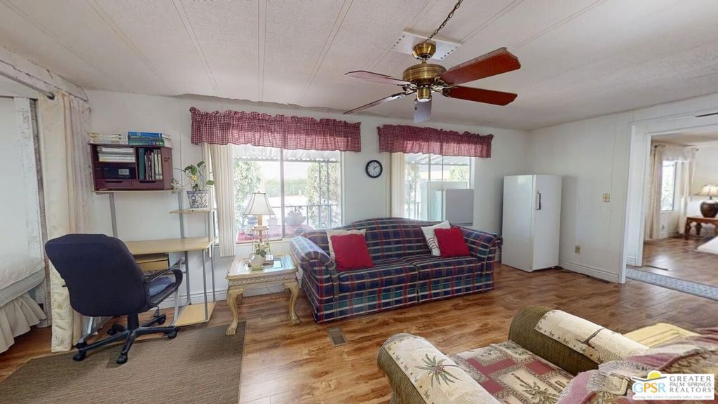 18555 Roberts Road 59 Property Photo 13