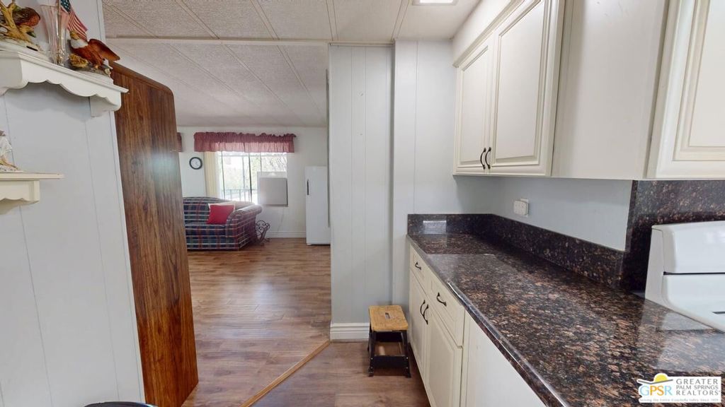 18555 Roberts Road 59 Property Photo 23