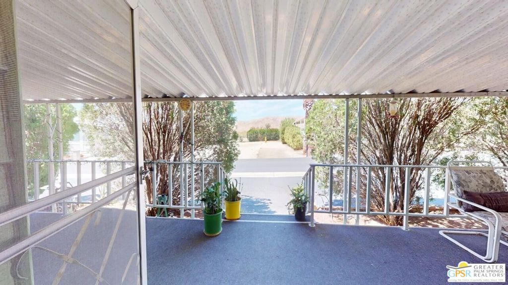 18555 Roberts Road 59 Property Photo 43