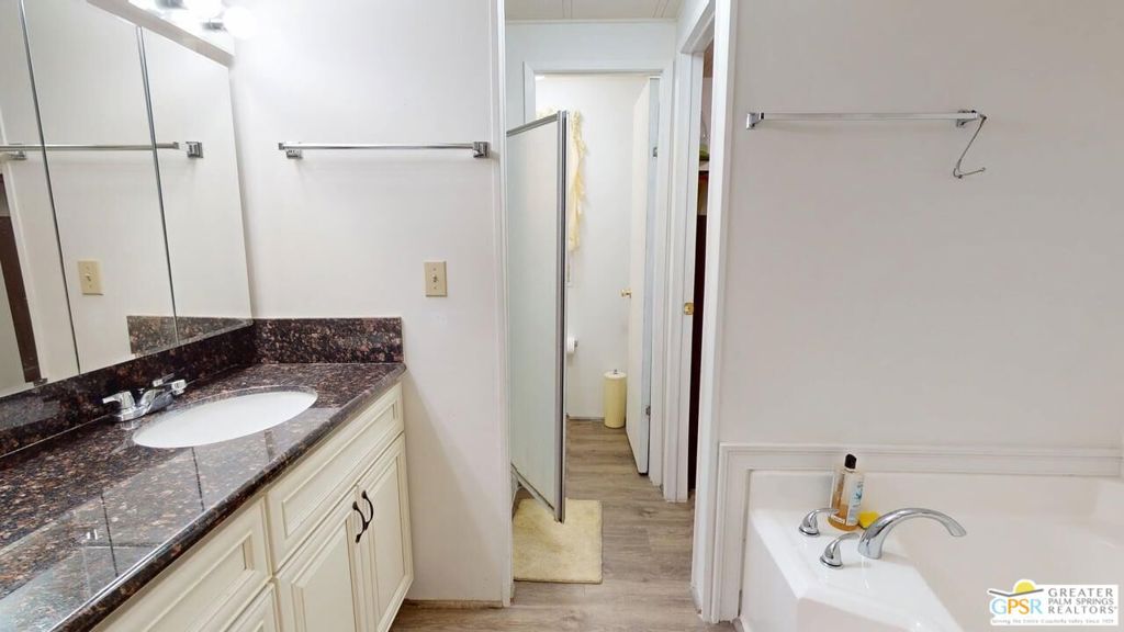 18555 Roberts Road 59 Property Photo 48