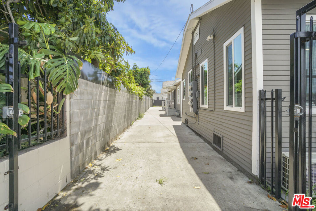 1254 Exposition Boulevard Property Photo 19