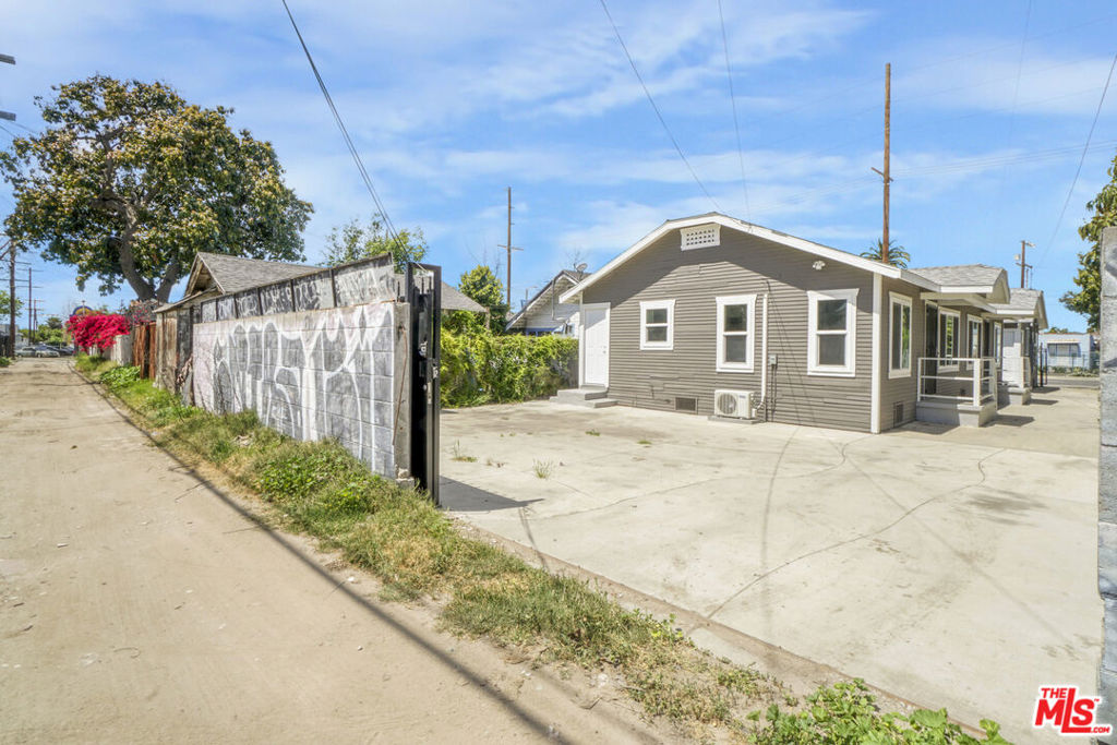 1254 Exposition Boulevard Property Photo 22