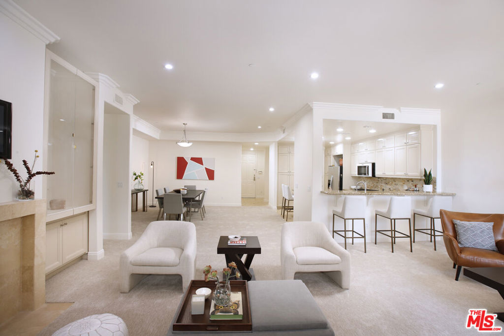 143 N Arnaz Drive 204 Property Photo 7